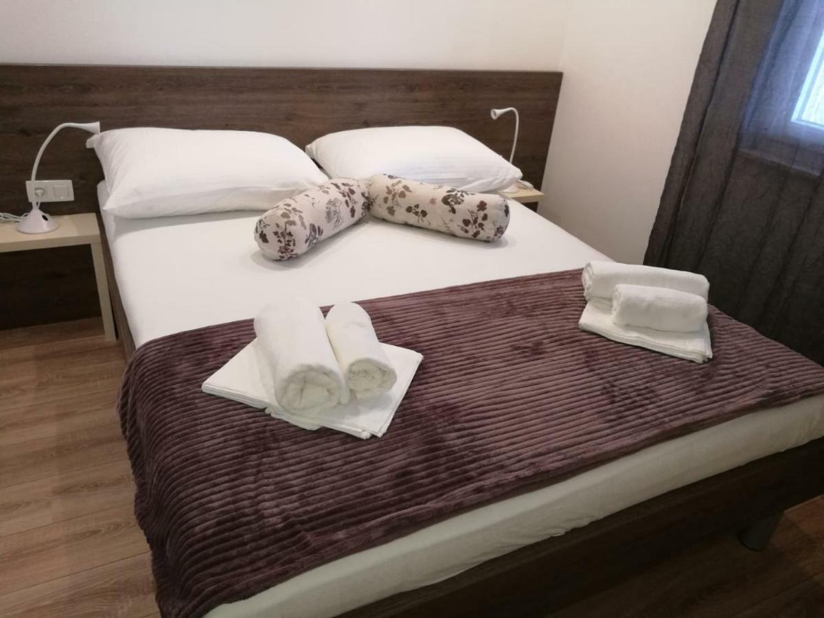 Apartmani Marinovic Podgora Εξωτερικό φωτογραφία